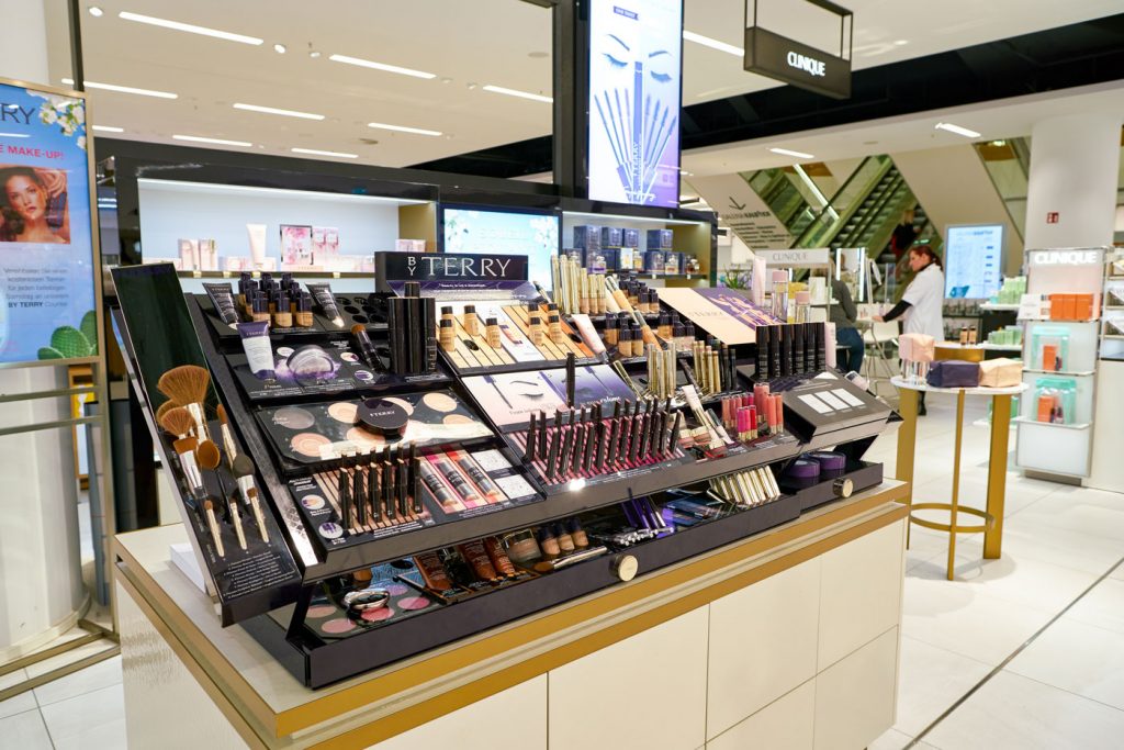 Lighting Consultants in Dubai for cosmetic shops